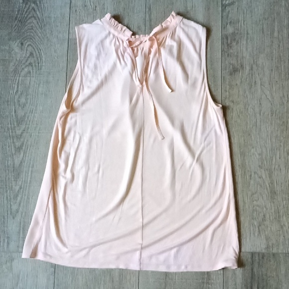 Loft sleeveless tie-neck top - Picture 3 of 6